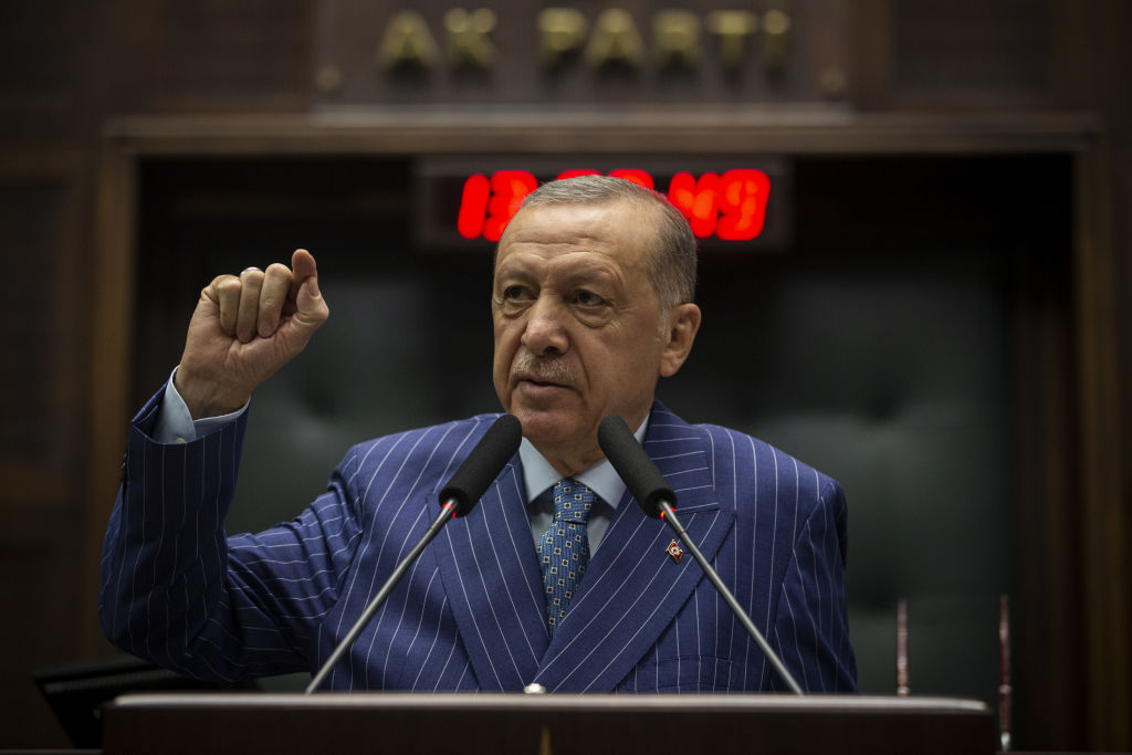 Turkish President Recep Tayyip Erdoğan wants meetings with world leaders and corresponding photo-ops to bolster his image at home (Binnur Ege Gurun Kocak/Anadolu Agency via Getty Images)