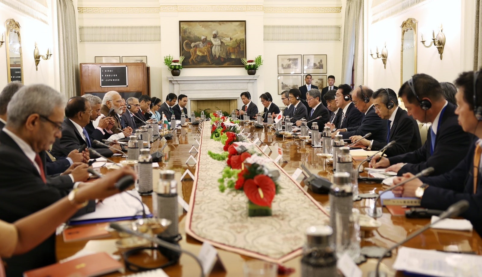 Held excellent talks with PM  @kishida230 . We discussed boosting India-Japan ties in sectors like defence, healthcare, technology, and other issues. We also discussed ways to increase competitiveness in logistics, food processing, MSME, textiles and more. 🇮🇳 🇯🇵