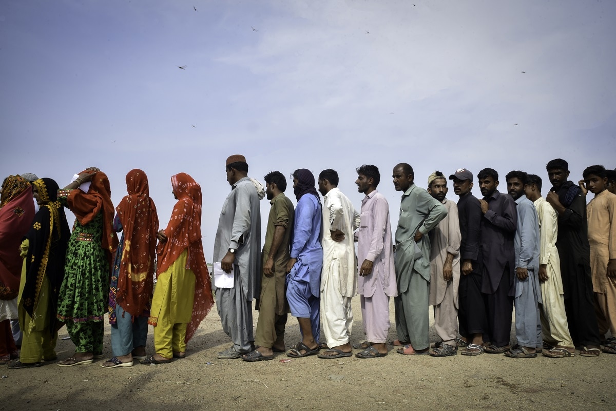 EU Civil Protection and Humanitarian AidFollow Pakistan: EU humanitarian aid reaches survivors of devastating floods People line up to receive relief items. Pakistani authorities estimate it could take up to 6 months for floodwaters to recede in the hardest-hit areas.     © European Union, 2022 (photographer: Abdul Majeed)