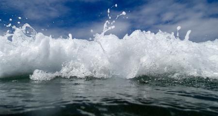 Short-term capital flows to emerging economies