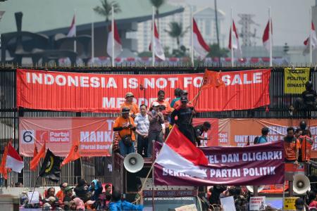 Prabowo’s capitulation in Constitutional Court crisis only a partial victory