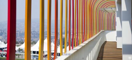 Aid and development links: prizes, bugs, and keeping students in degrees