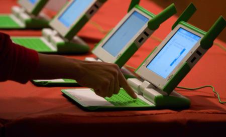 Aid links: laptop failures, Indian justice, and Australian parsimony