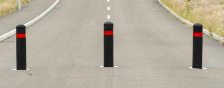 Multilateral trade versus self-interest