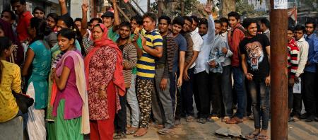 Aid and development links: India's cash chaos, controlled trials under fire and more