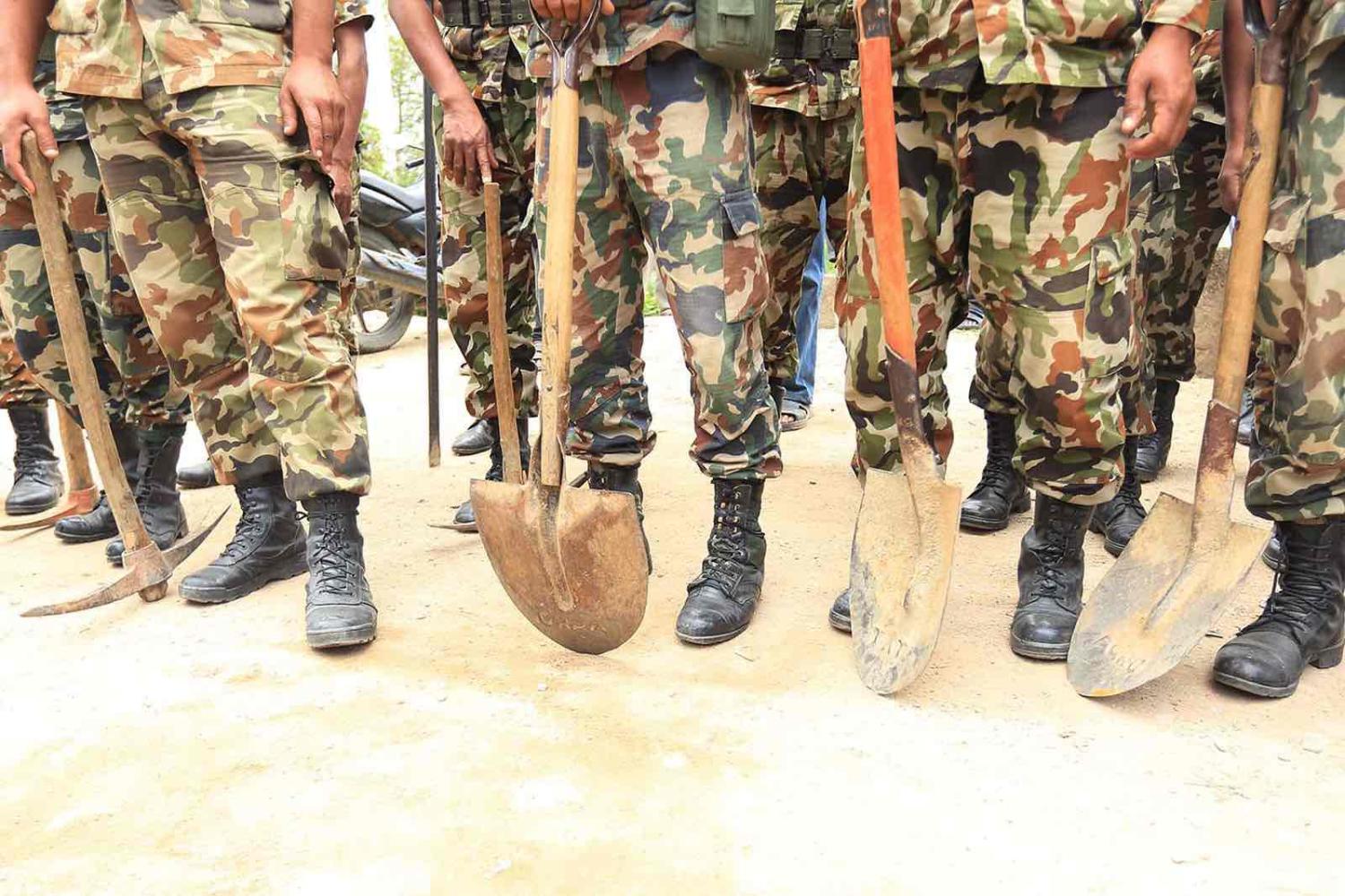 Soldiers responding to the 2015 Nepal earthquake (Laxmi Prasad Ngakhusi/UNDP Nepal)