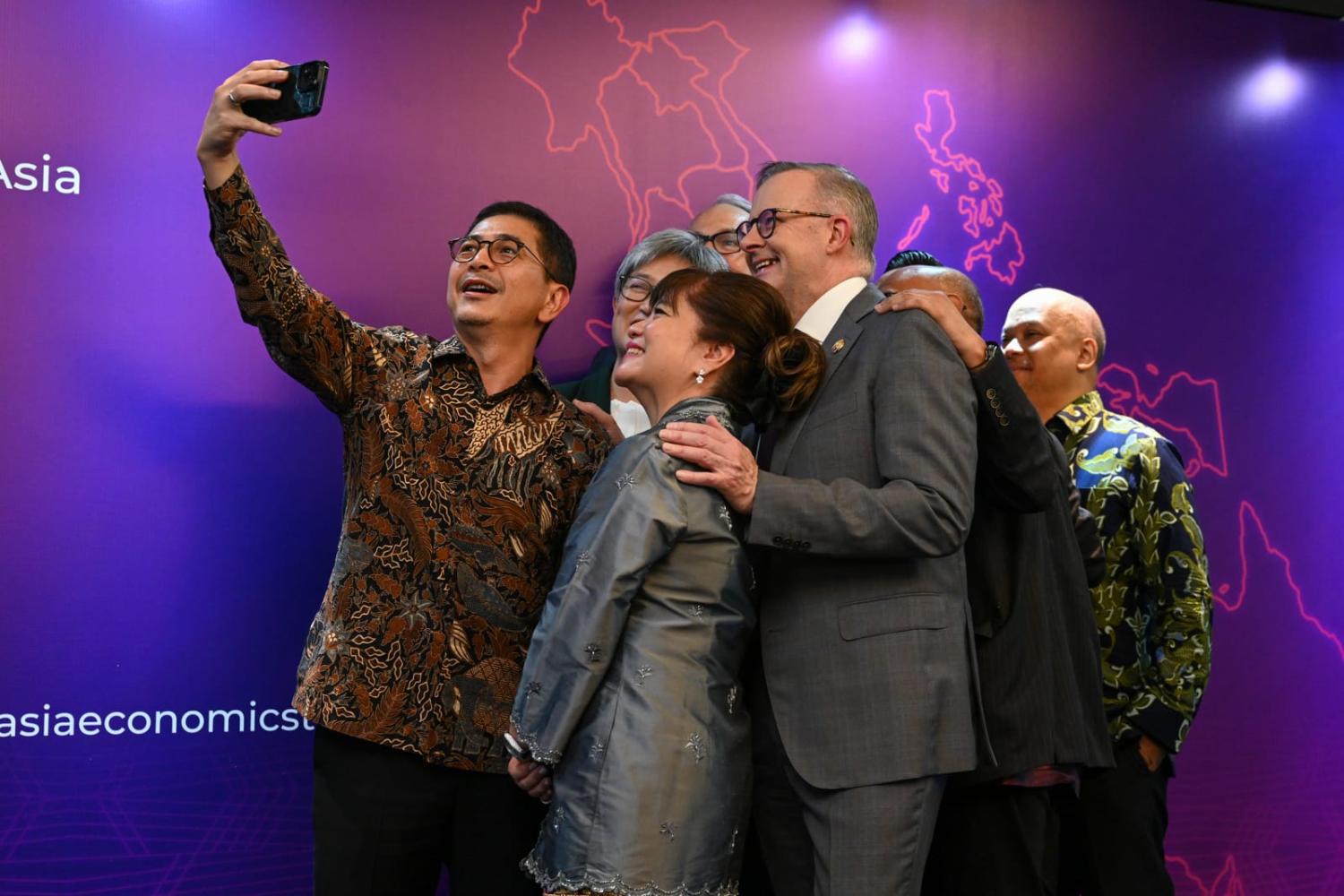 This report signals a new era of Australian engagement with Southeast Asia, adopting for the first time a “whole of government” approach to the region – promotions at the Southeast Asia Business Forum (DFAT)
