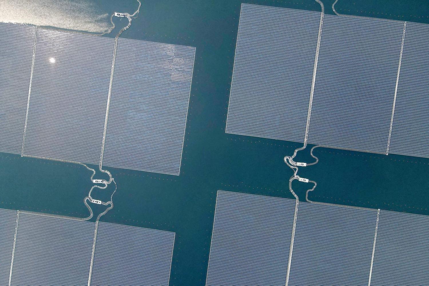 A floating solar power plant at Cirata Reservoir, West Java (Bay Ismoyo/AFP via Getty Images)