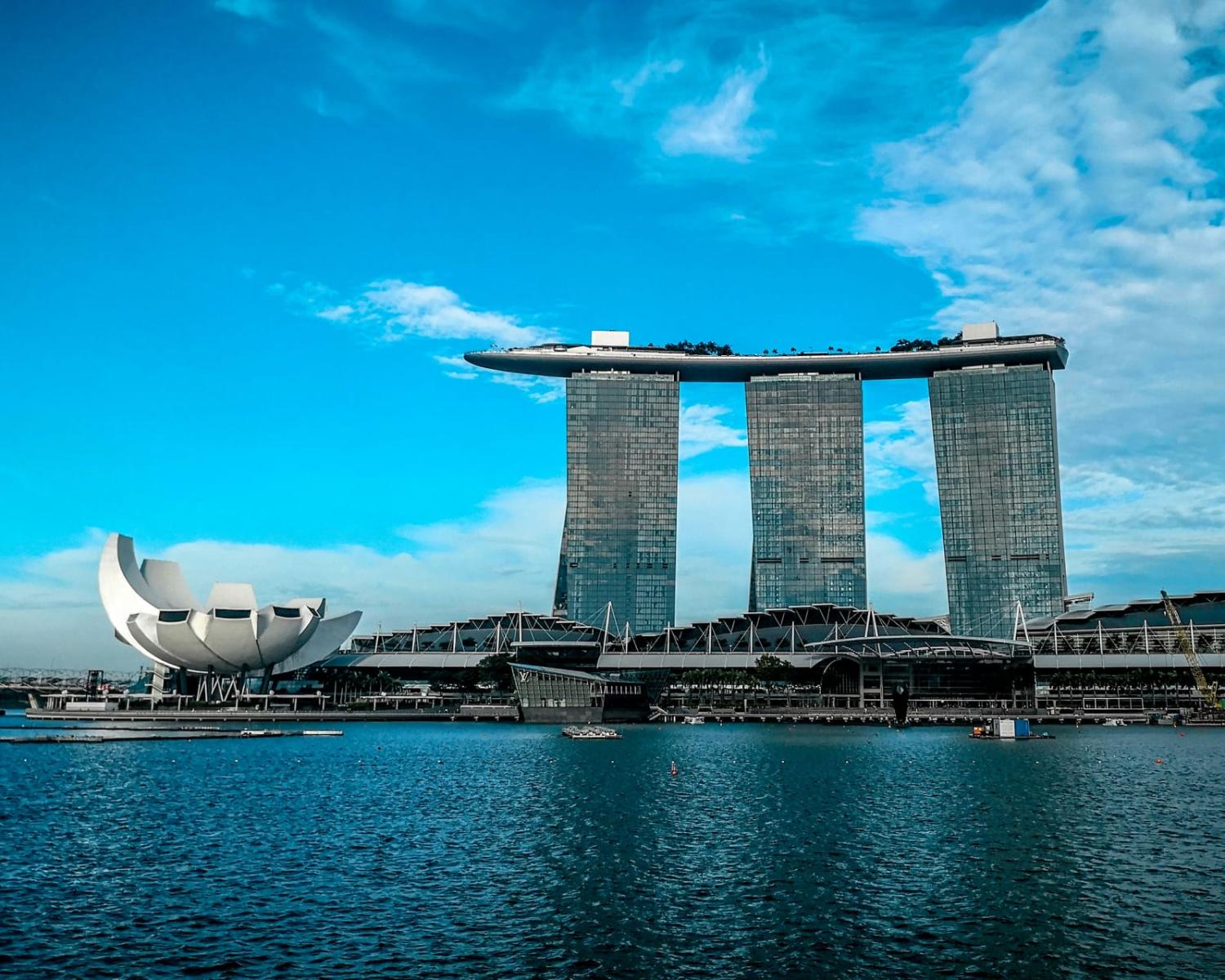 Marina Bay Sands, Singapore (Kelvin Zyteng/Unsplash)
