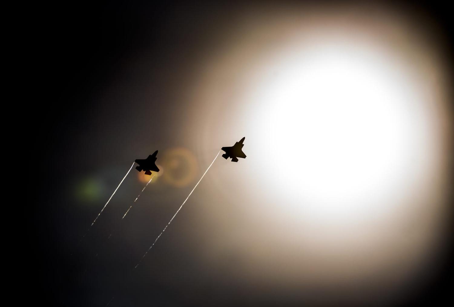 Singapore, the biggest Southeast Asian defence spender, has revealed additional acquisition of the expensive and advanced F-35 combat aircraft from the United States (Samuel King/US Defence Department)