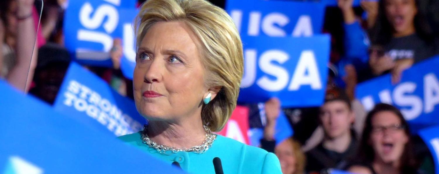 Clinton in Ohio: All red with one blue spot