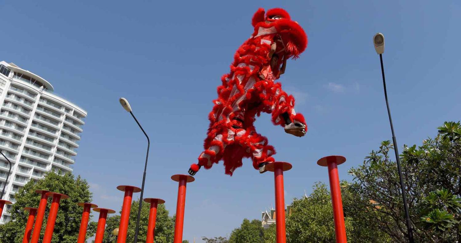 Balancing act (Photo: Tang Chhin Sothy/AFP/Getty Images)