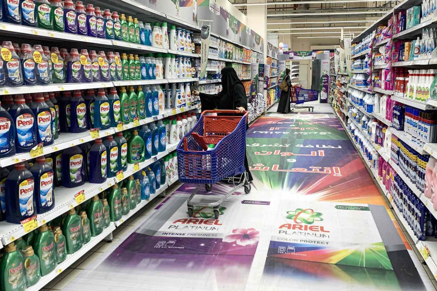 A supermarket in Riyadh, Saudi Arabia, 18 October (Fayez Nureldine/AFP via Getty Images)