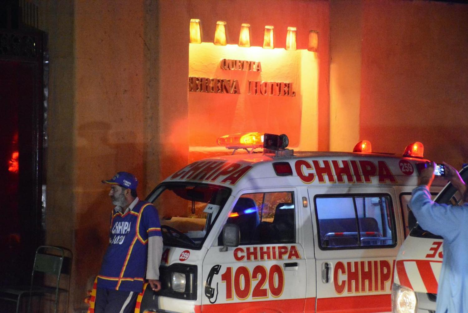 Authorities on the scene following a bomb explosion at Serena Hotel in Quetta, Pakistan, 21 April (Mazhar Chandio/Anadolu Agency via Getty Images)