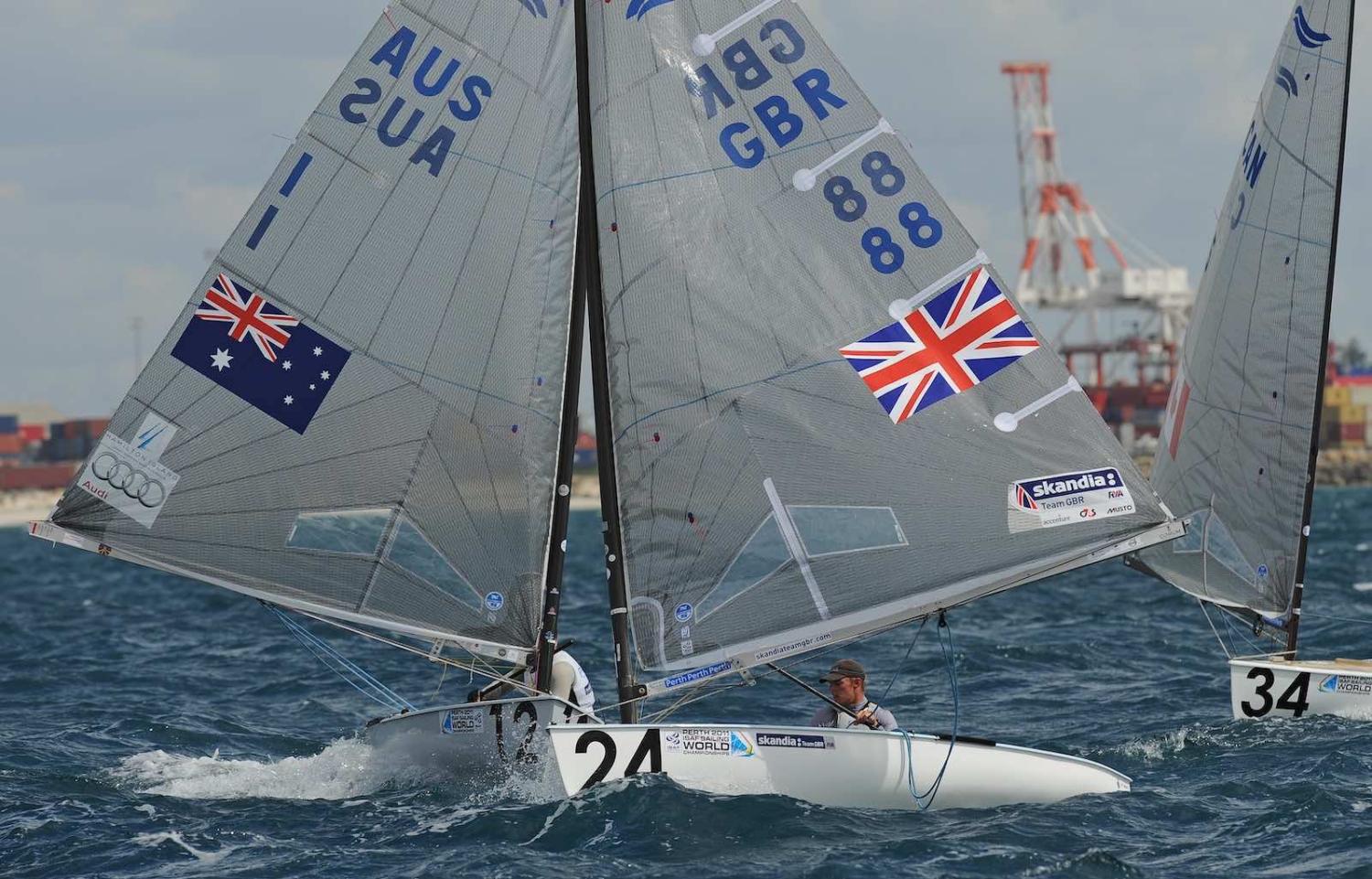 Rounding a mark (Greg Wood/AFP via Getty Images)