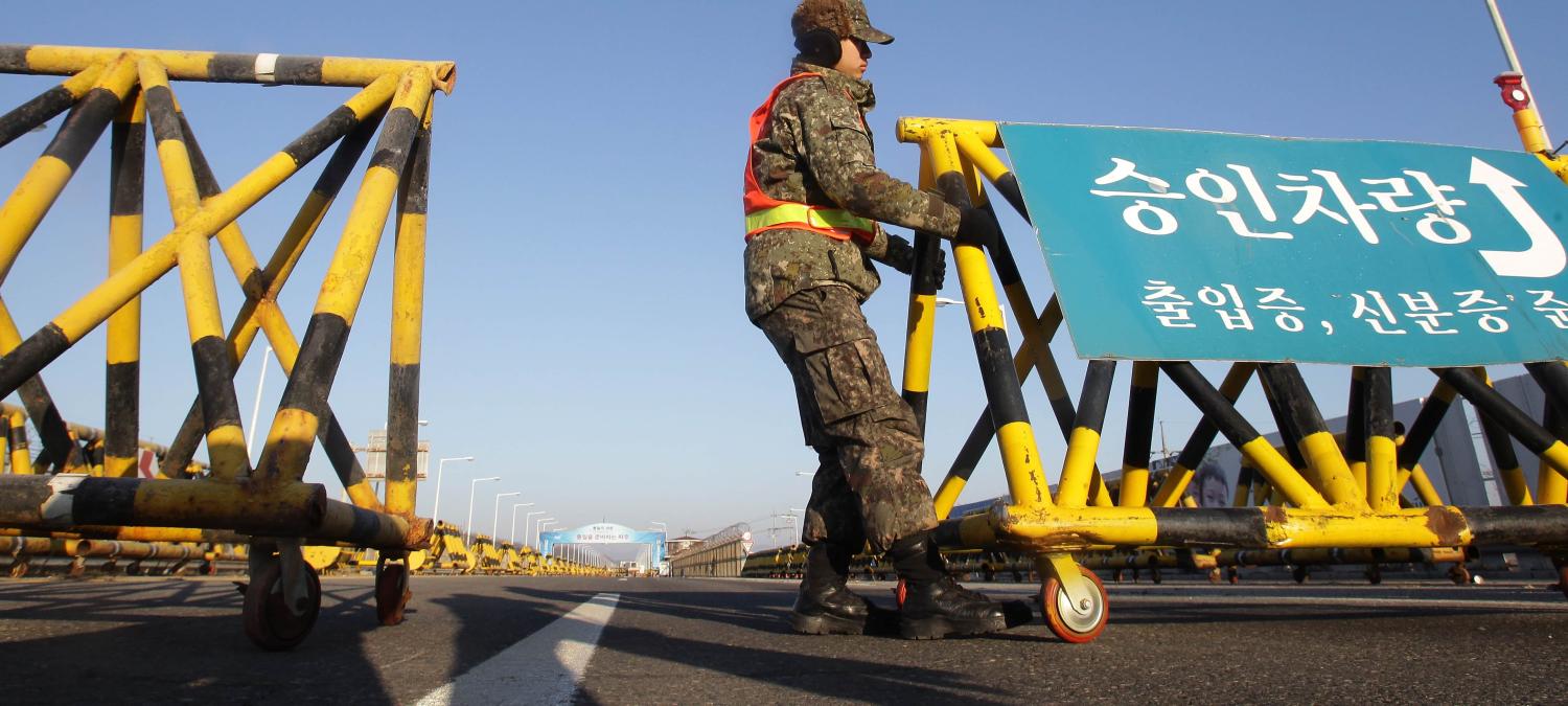 A South Korean soldier sets barricades on the road connecting South and North Korea (Photo: Chung Sung-Jun/Getty)