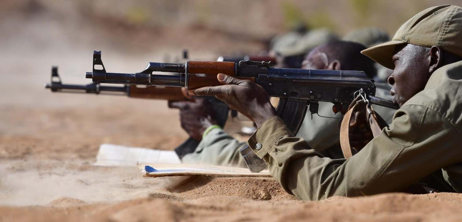 Troops in Mali training with AK-47 rifles (Photo: Alexander Koerner/Getty)