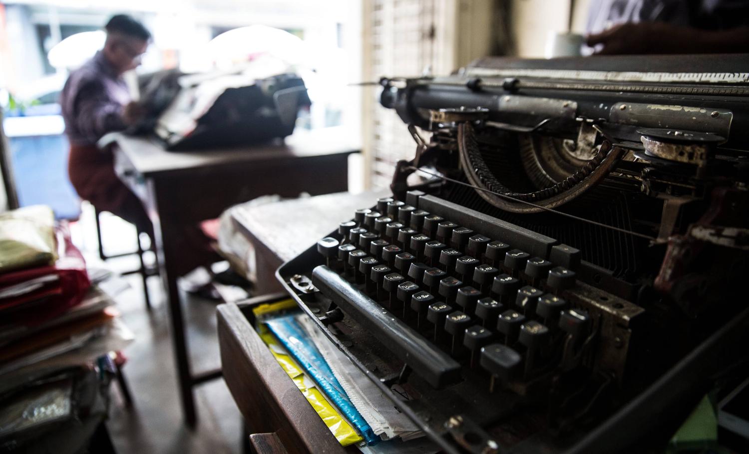 Typewriters in Yangon, Myanmar, 2017 (Photo: Getty Images/Bloomberg)