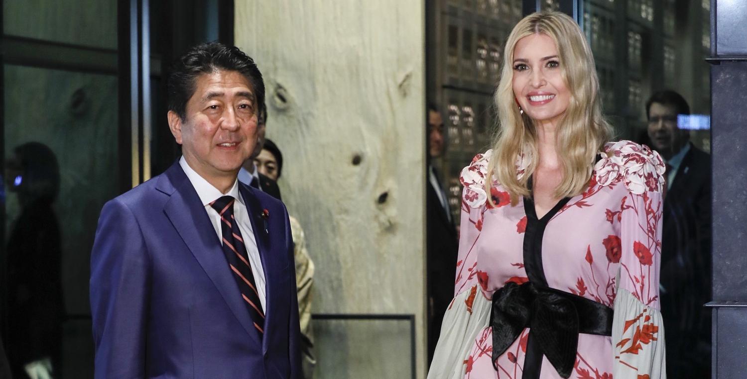 Japanese Prime Minister Shinzo Abe meeting with Ivanka Trump ahead of US President Donald Trump's arrival, November 2017 (Photo: Kimimasa Mayama /POOL/Anadolu Agency/Getty Images)