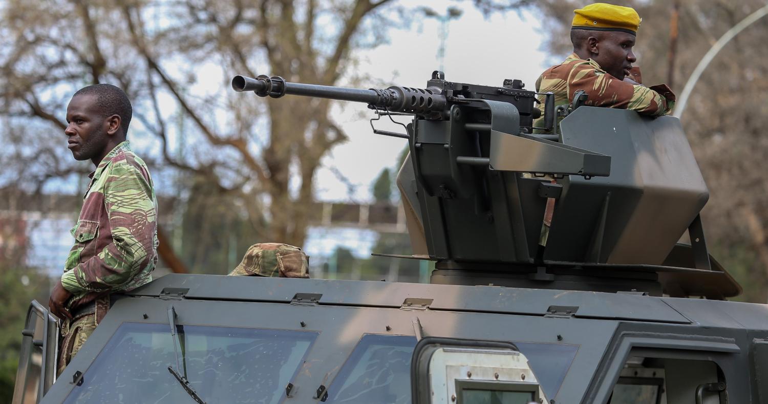 Zimbabwean soldiers in Harare, November 2017 (Photo: Tafadzwa Ufumeli/Getty Images)