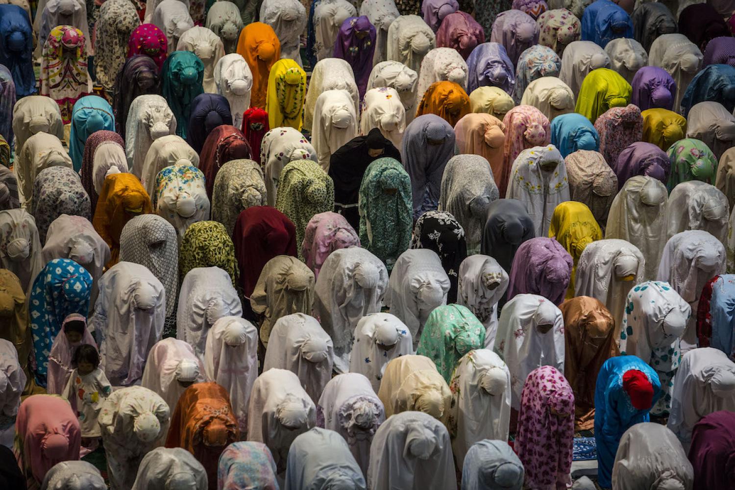 Indonesians pray for Ramadan (Photo: Ulet Ifansasti/Getty)