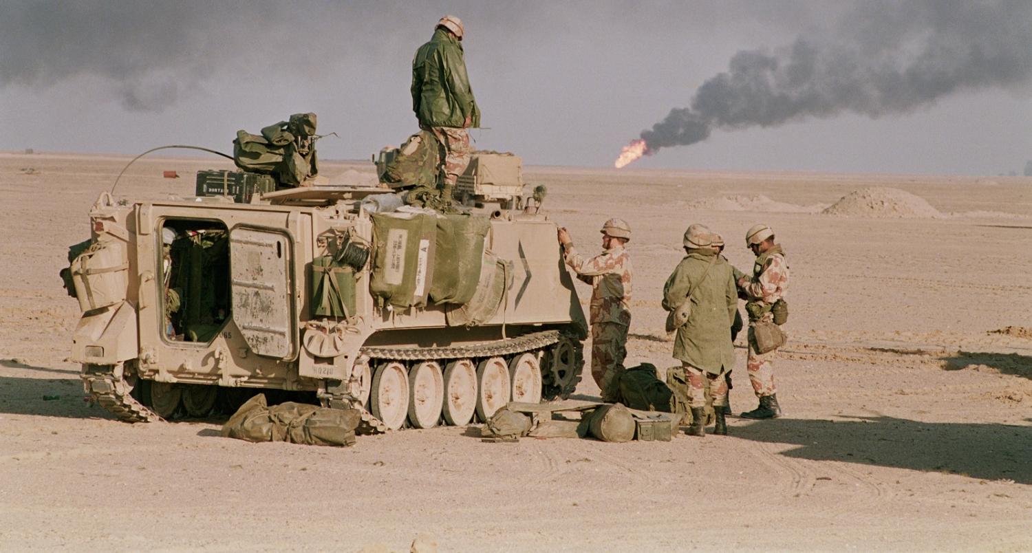 US Soldiers in the 1991 Gulf War (Photo:  Peter Turnley/Corbis/VCG via Getty Images)