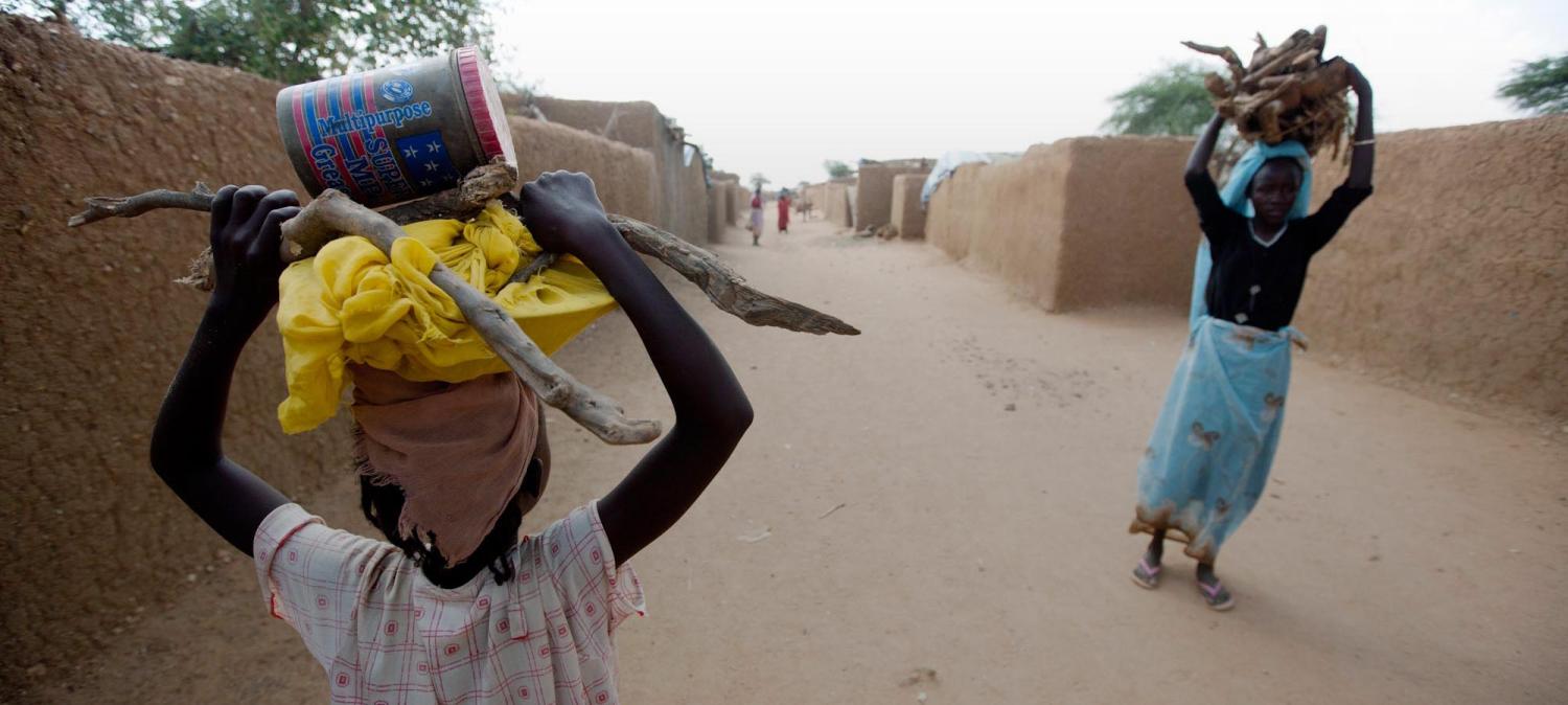 Internally displaced people return to Kassab camp, North Darfur. Photo: UNAMID (flickr)