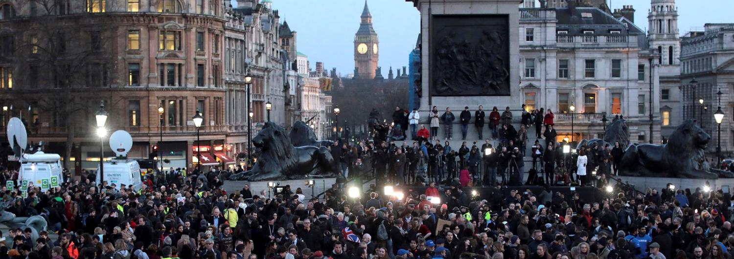 Candlelit vigil at Trafalgar Square on 23 March after terrorist attack in Westminster. (Photo: Jack Taylor/Getty)