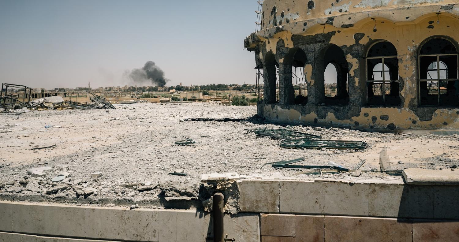 Smoke rises from an airstrike in Raqqa (Photo: Alice Martins/Getty Images)