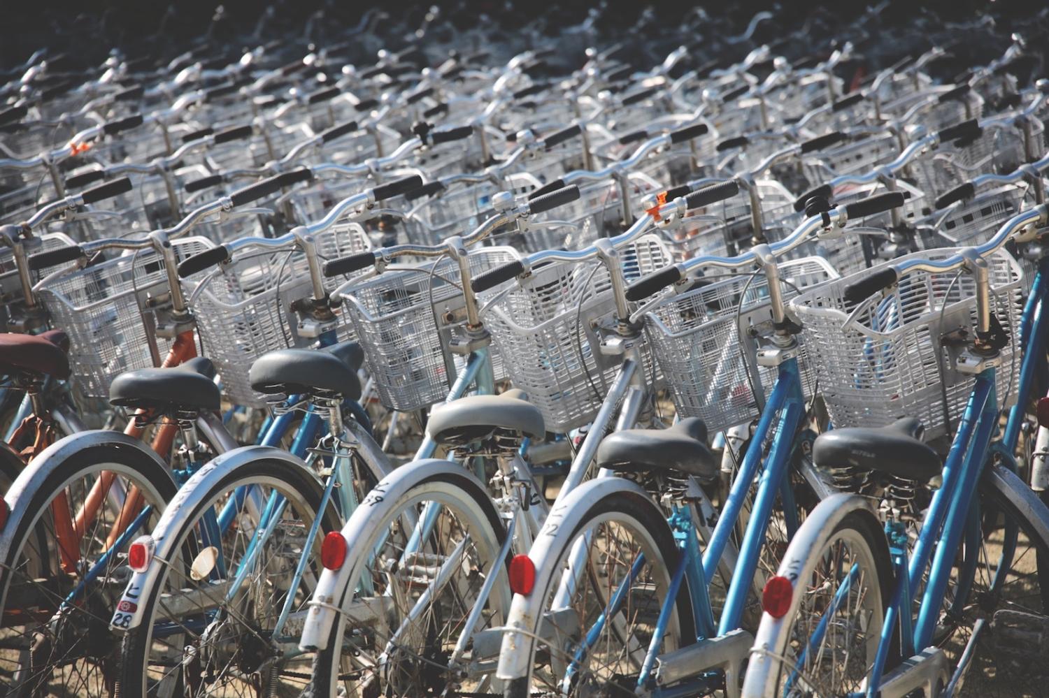 The Red Cross will bring 500 bicycles from China for volunteers to deliver medication to rural and mountainous areas (Photo: Berto Macario/ Unsplash)
