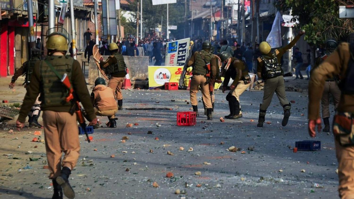 Civilian casualties increase in Kashmir (Photo: Kashmir Global/ Flickr)